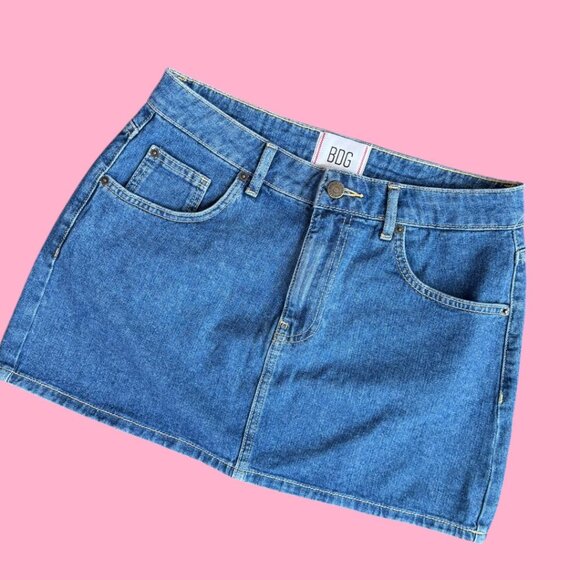 BDG Denim mini skirt - Size M - NWT - Picture 6 of 6
